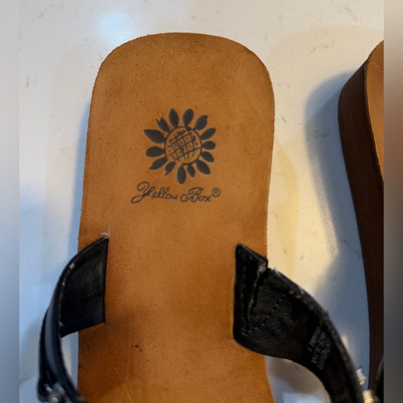 Yellow Box Leather Upper Rhinestone Embellished Sandals Boho chic Women Size 8.5 - Picture 4 of 11